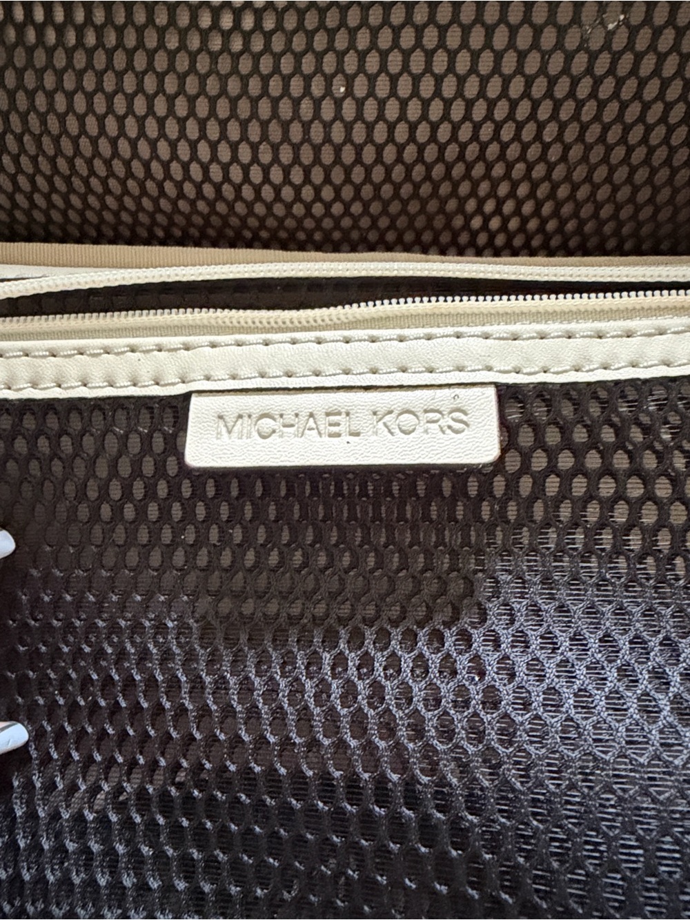 Michael Kors Beige Logo Travel Case - Picture 2 of 7